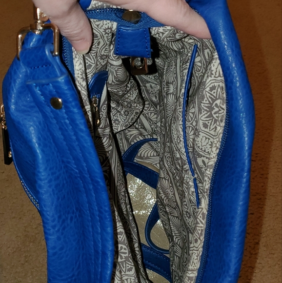 Charming Charlie purse - Picture 2 of 3